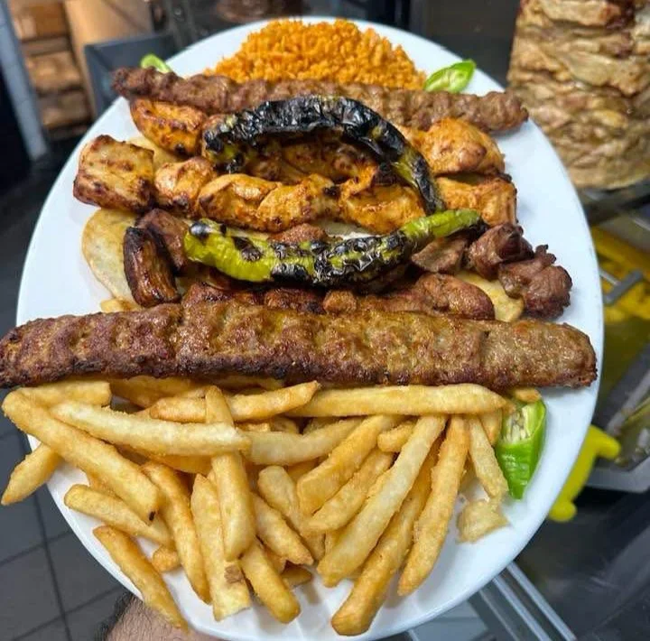 Plat de döner kebab